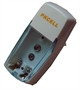 CARICABATTERIE PER 2 BATTERIE STILO AA O MINISTILO AAA E 1 BATTERIA 9 VOLT