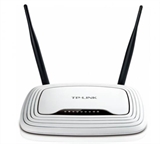 ROUTER 300MBPS WIRELESS 2.4GHz 802.11n/g/b CON SWITCH 4 PORTE